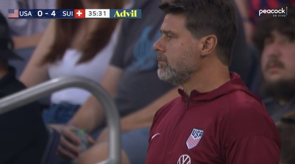 massacre! The United States was beaten 0-4 by Switzerland in 36 minutes of the first half, Pochettino was at a loss on the sidelines