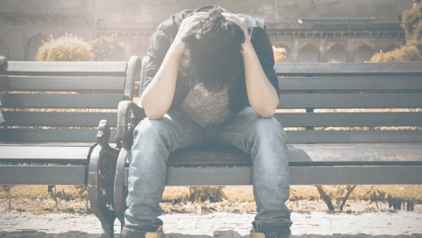 What is vitamin B12? Can lack of mind cause distractedness and palpitations? Vegetarians...3 High-risk groups should be careful