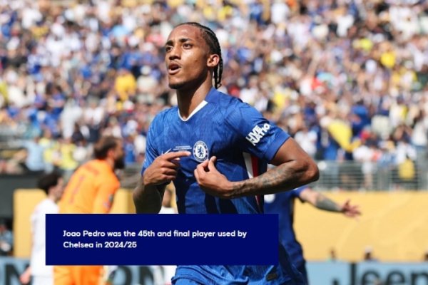 The human sea tactics 😂Chelsea used 45 players to hit a new record in the 24/25 season