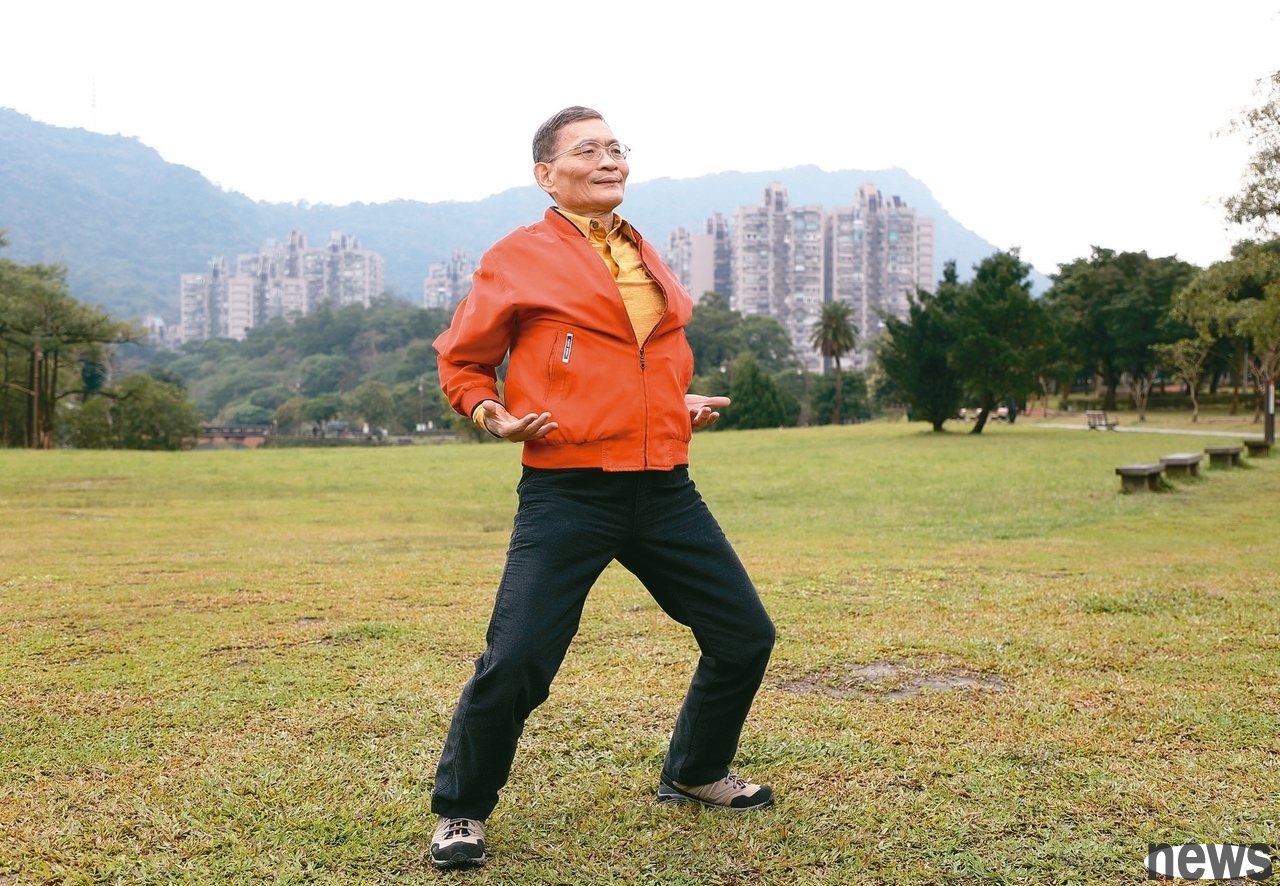 牛年提升免疫力3招
3 凹凸吐納氣自長<br />記者余承翰╱攝影 