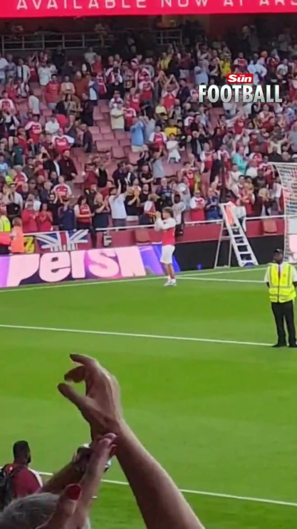 The future is promising! 15-year-old Daoman is walking around the field after the game, thanking the fans for their support