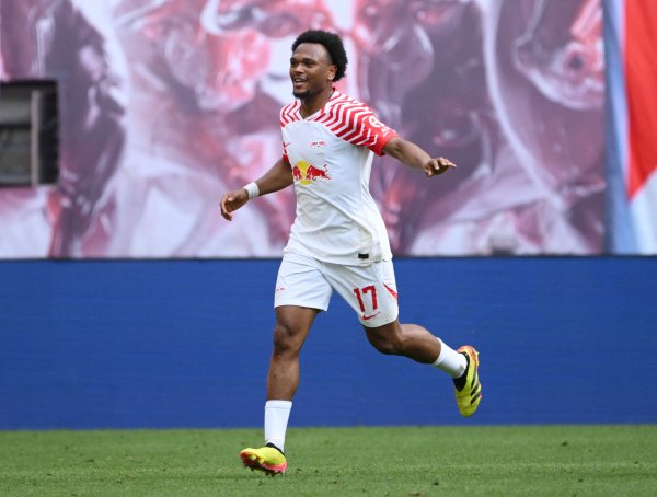 Desky Sky: Juventus & Villa and many other teams are interested in Oponda, and Leipzig asks for more than 40 million euros