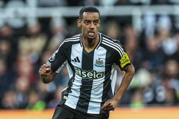 Telegraph exclusive: Newcastle is willing to sell Isaac for 130 million pounds before closing the window, waiting for Liverpool s offer