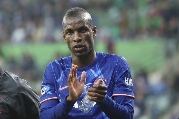Reporter: Jackson is close to joining Bayern on loan, and the player s agent makes the transaction 