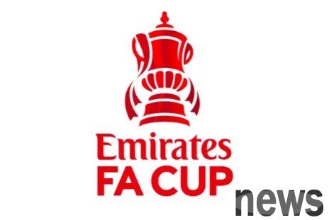 Suns: A FA Cup goalkeeper collided with his teammate and was seriously injured and lost consciousness, and was then taken to the hospital