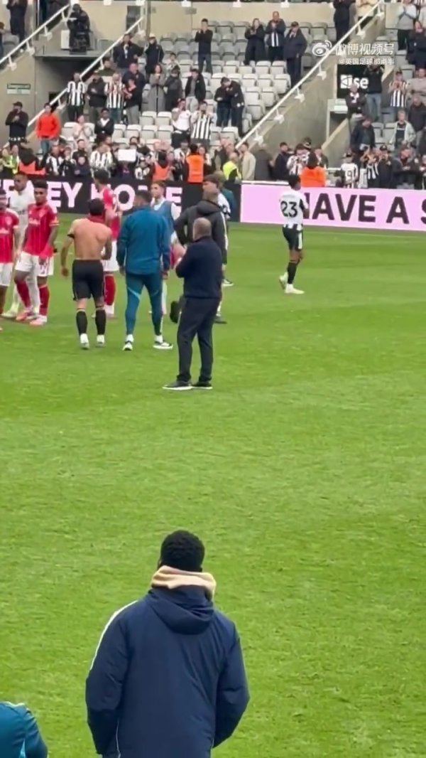 How long can it last? Forest lost to Newcastle 0-2, and the players interacted with Postkoglu 0 after the game