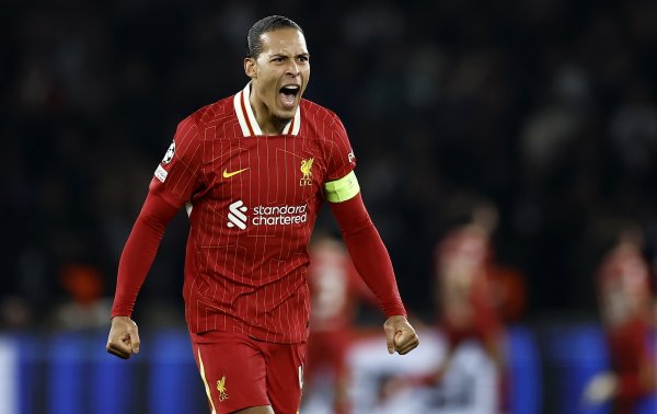 TA: Van Dijk has no conflict with Alexander-Arnold. He has shown excellent leadership both on and off the court.