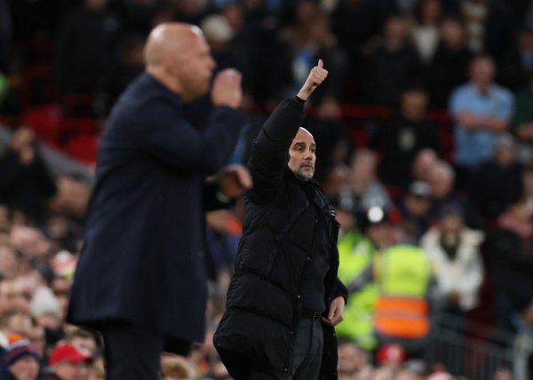 Liverpool has the upper hand against Manchester City in the past 10 times with 5 wins, 3 draws and 2 losses, and they completed a double win last season.